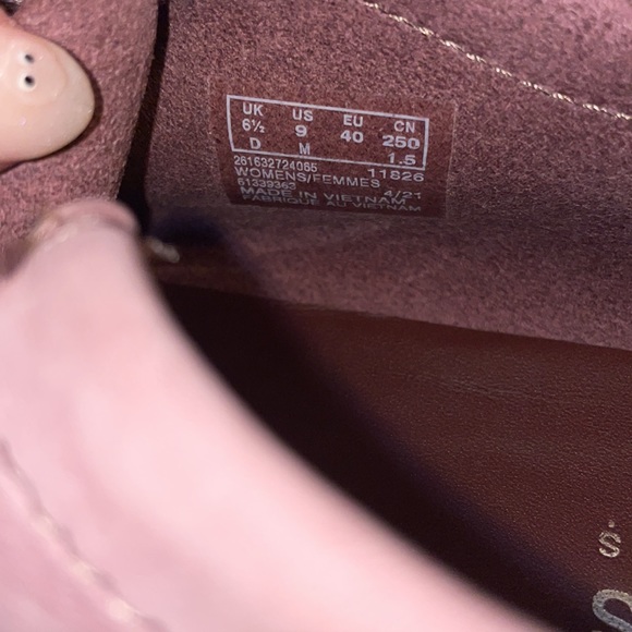 CLARKS ORIGINALS
Pink Wallacraft Lo Boots size 9 women’s worn 2x - Picture 7 of 8